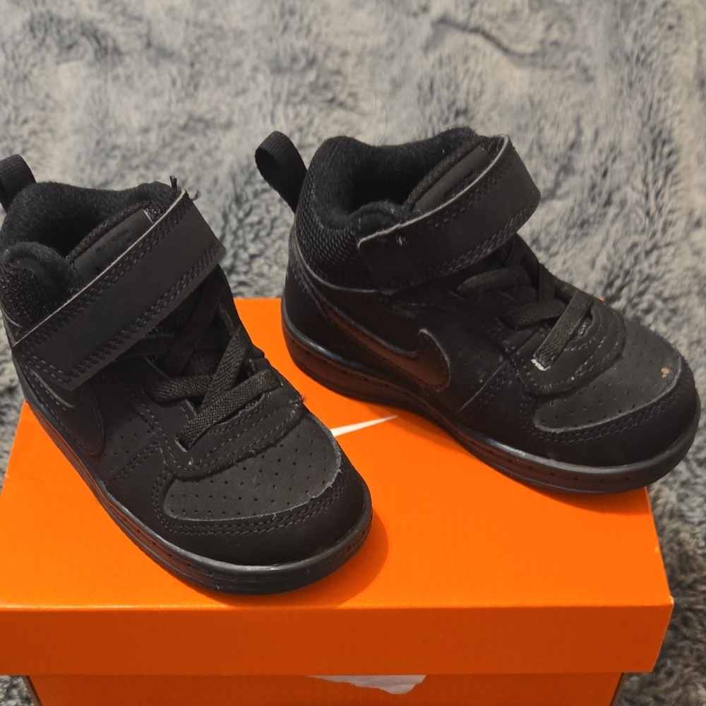 Nike Kids Black High-Top Sneakers